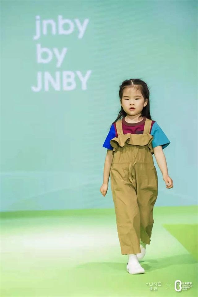 3c91426b-c3b7-4798-a443-8127ece59930