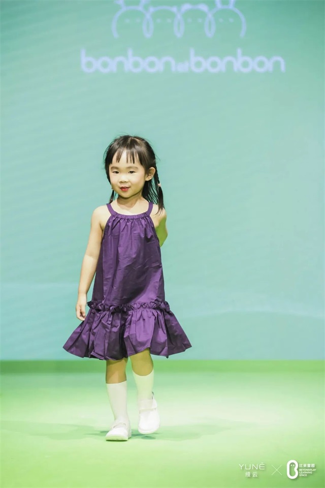 c247aa73-cc44-403e-b9d1-b82416805a24