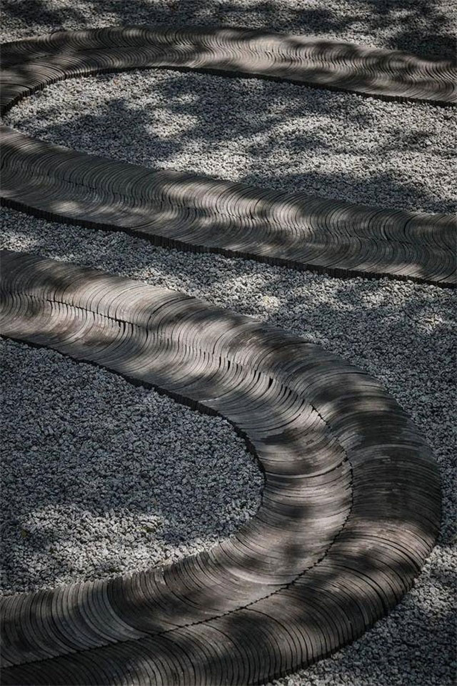 2651c463-ffb0-4422-8a11-76ea6d14a990