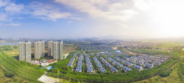 6e34eb0b-9b15-4253-b7e4-9ef7fe5131fc