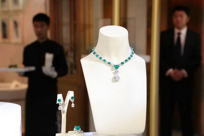 3b4d762a-51a6-43f3-b33e-fdf19f50185d