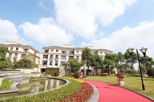 b5d745a3-1672-44f1-b494-8a2a4289aa00