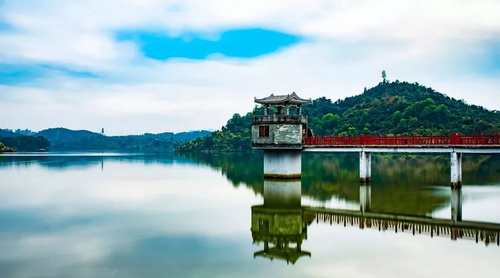 beae6ef3-b250-4e75-a841-dbde7a37a065