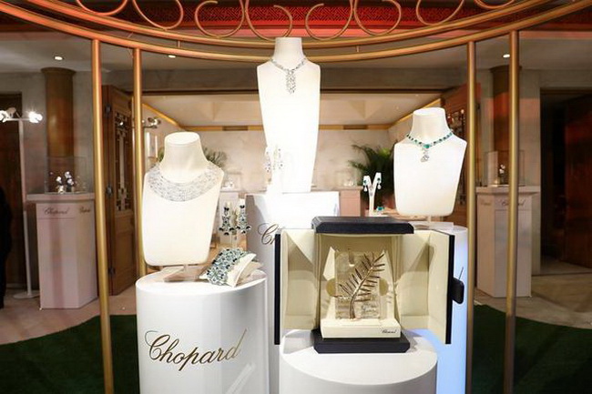 bf7b0f54-e26d-4ec8-bcf9-c7055a3d0368