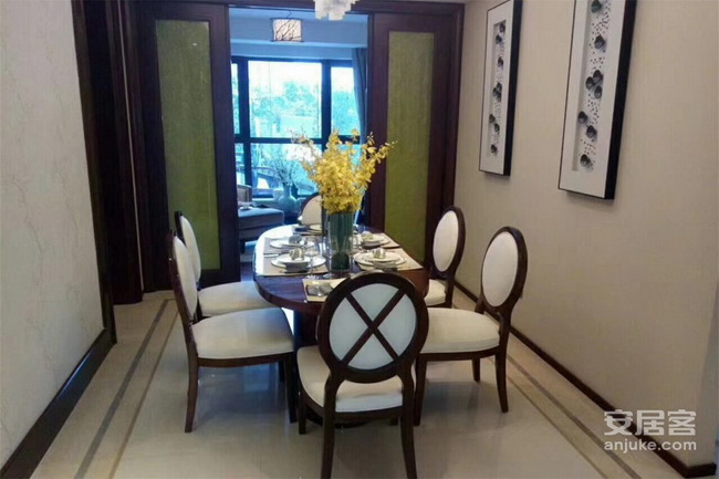 c385519d-d16e-408d-9a6f-b3f65ecb5f81