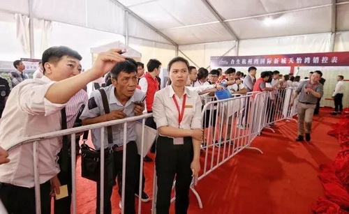 f2b6ffb0-11f7-4555-a297-b9ed7b471928