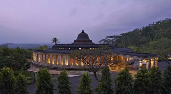 b8152641-5d16-4b9d-bdcb-7e01b6a241e2