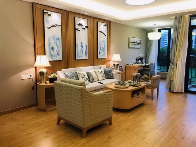 9f8a1c81-2b8e-41b8-92fe-3b42e0a49a00