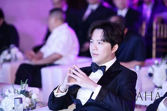 08c61d33-ff83-4bdd-a43a-228221ab8256