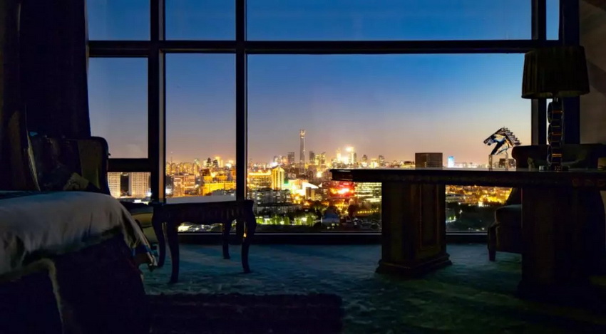 305c2bcb-36cf-4a41-a6f3-3ce0d356b24b