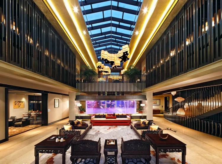 ff8a08a6-4f04-457d-8df4-81dc8c7e45b1