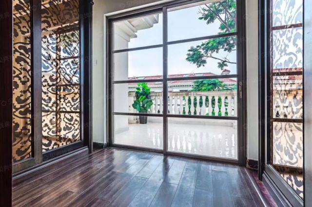 18b79e80-b201-4fda-8466-8a318394d51c