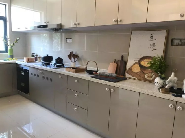 eb610de2-f72d-400b-b8cd-ec12dc1c2337