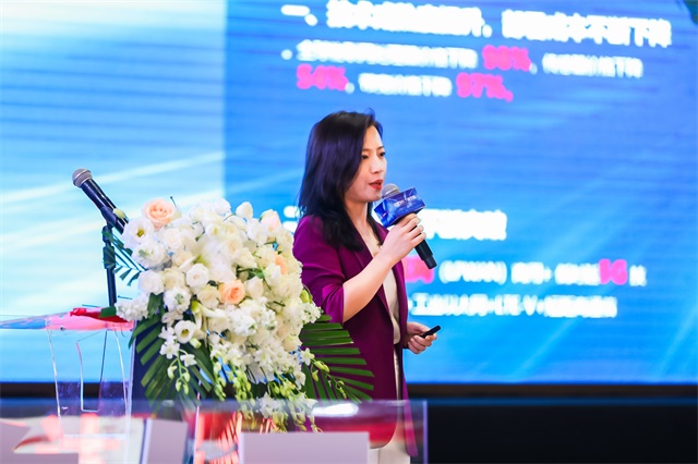 c8db19ee-3fe3-47e1-bd06-d158db0dc1a6