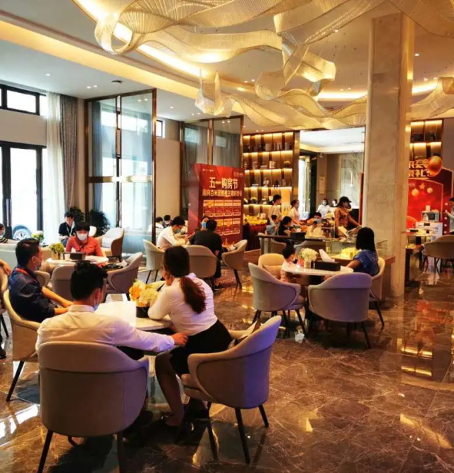 52f53363-8989-4128-ab7d-58a1a58cb1fd