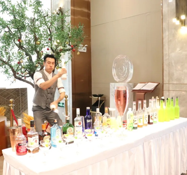 61e30de7-af44-4136-857f-7e4024d8f8f7