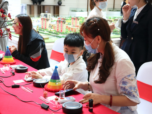 ac8e291f-ac7d-43b2-bf2d-00983a8e0b11