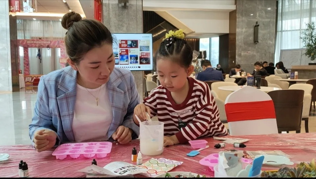 adfb9747-4959-4c3b-8bad-0e83cc386d1e