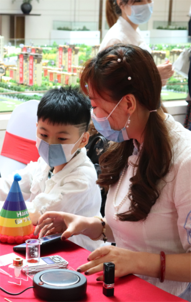 9b05db66-4cb5-48e9-8aee-97ab188a796e