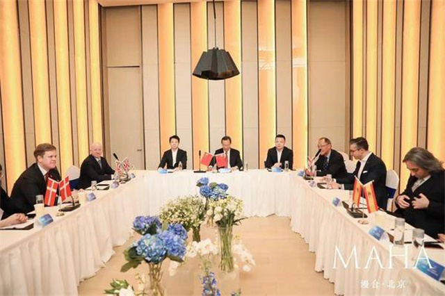 e4a1b709-494b-4530-99da-10def44ecf56