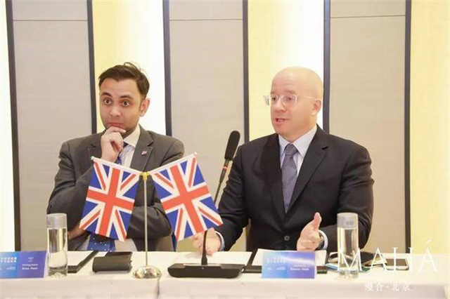 f552c214-b3b8-4ab2-a55c-f75906eb3b3e