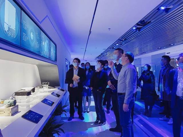 570c0af7-f5d4-4fb4-a9df-9c0f8467f331