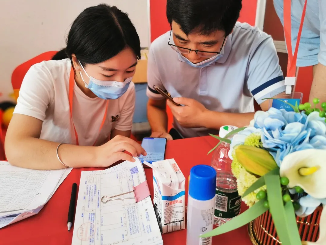 6376938647733039065422947