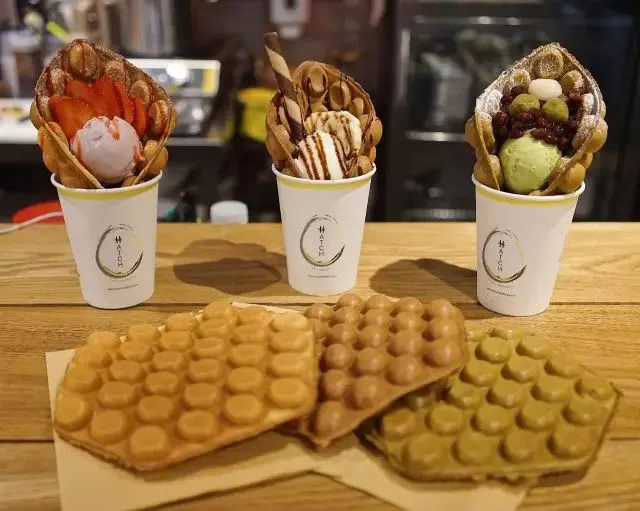 6376939570234359858660918