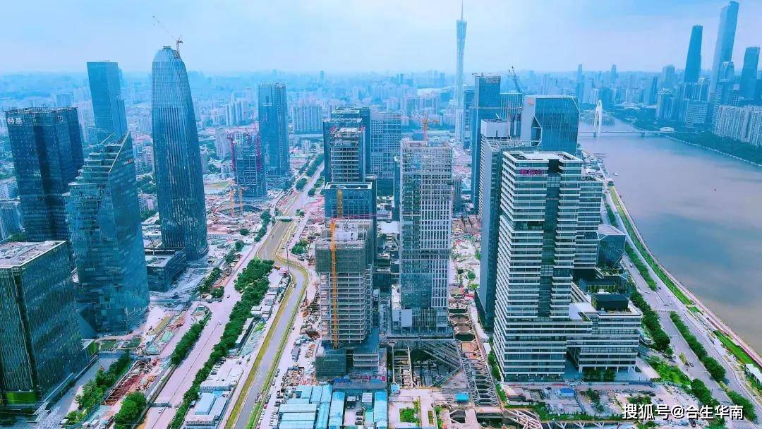 6377215936994257727196495