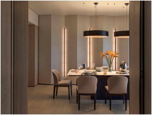 6377455453799254248620972