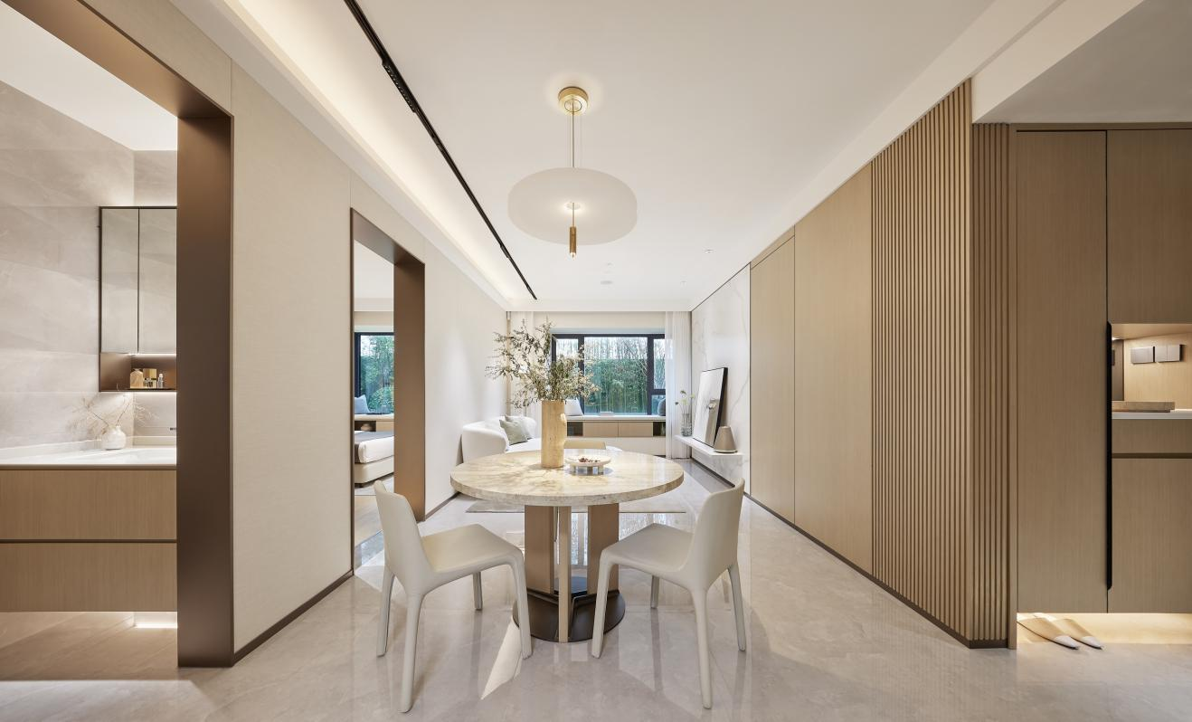 6377455744747301041929009