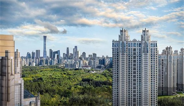 6378796531036852896672423