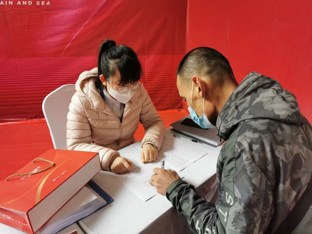 6378829319980410006241684