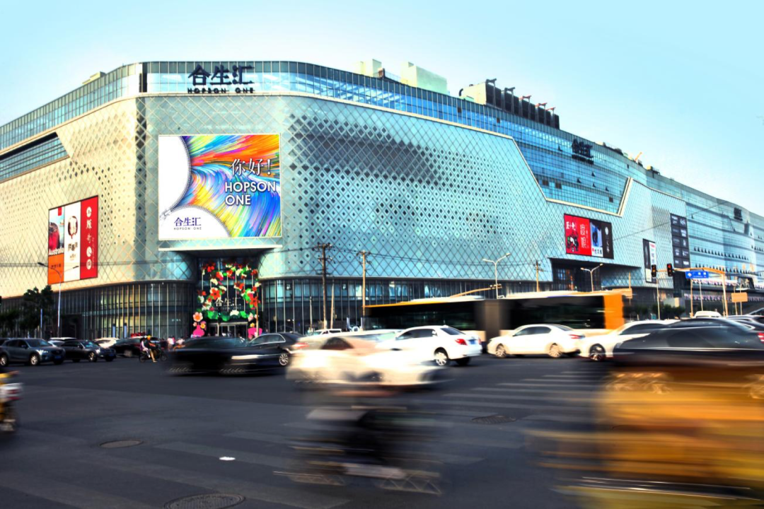 6379012706683571978727832