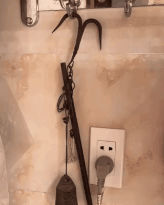 6379013028113156317646732