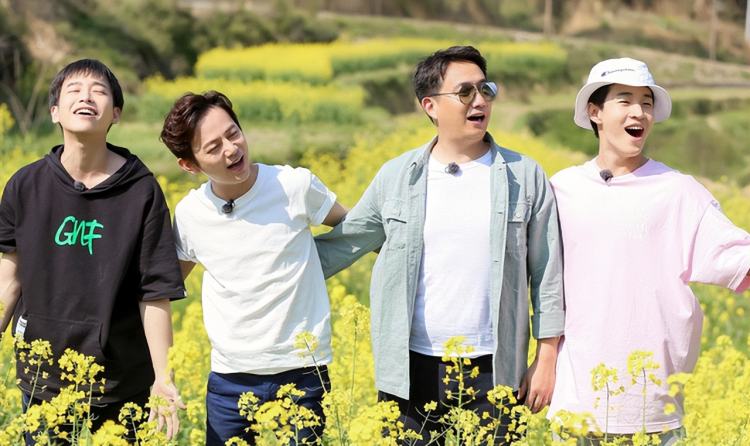 6379038161719434007672913