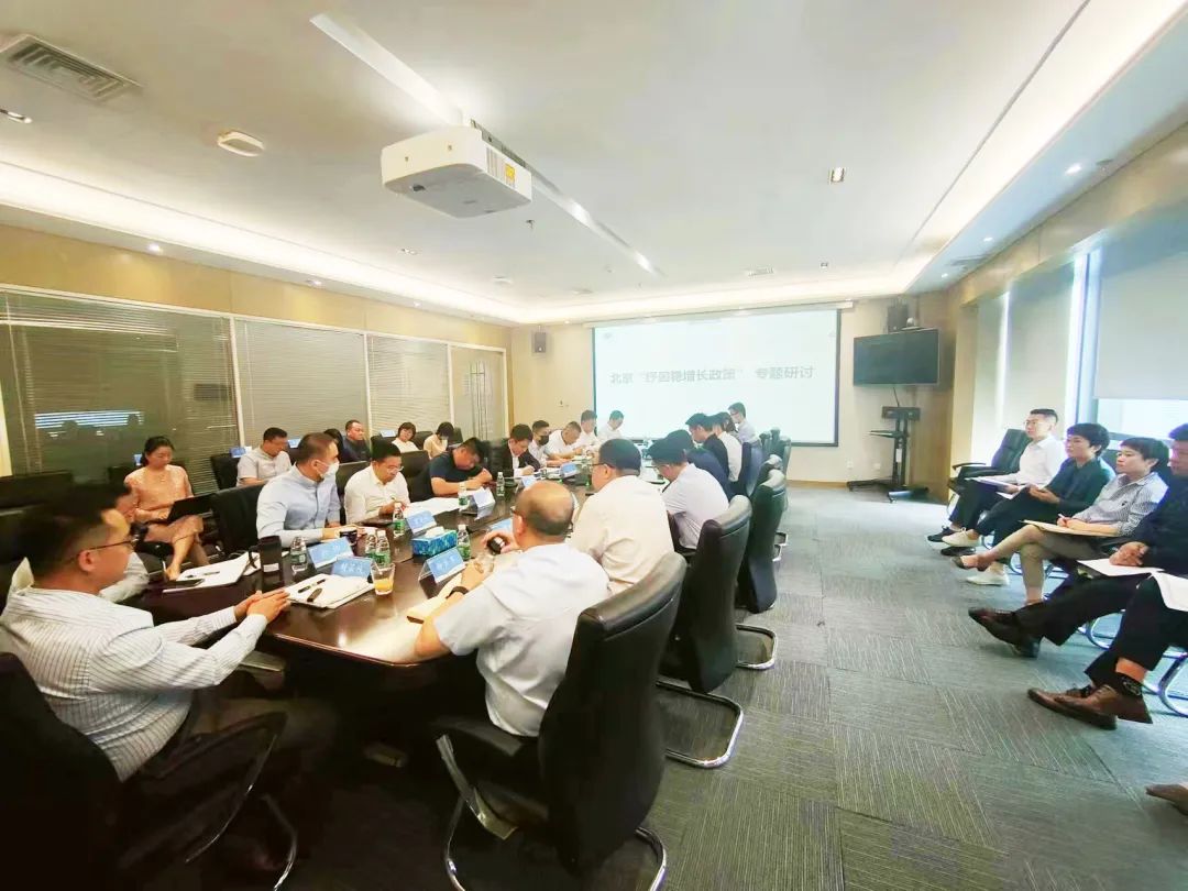 6379390847459096143207031