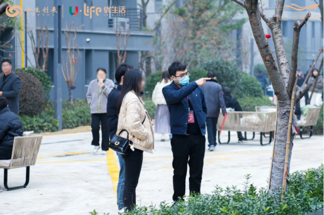 6384177714037333627127183